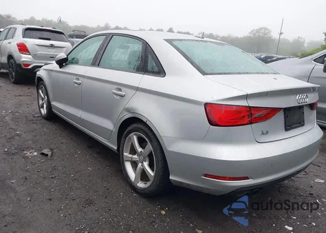2015 Audi A3 1.8T Premium z USA, uszkodzony, nr VIN WAUACGFF5F1001984